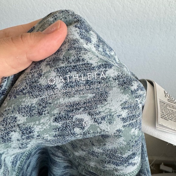 Athleta Elation Textured High-Rise 7/8 Tight Leggings Meadow Snowfall Blue M - Picture 12 of 13